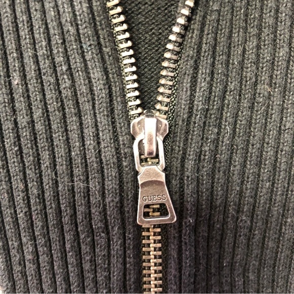 GUESS Grey & Black Long Sleeve Zip Up Striped Knit Cardigan Sweater Size Large - Picture 6 of 13